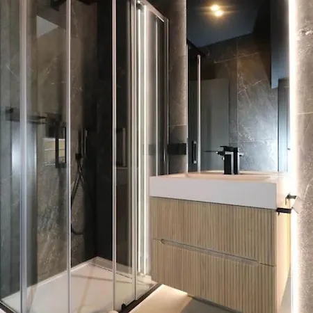 Hidden Gem- Studio Garibaldi-perfect For Couples Appartement Olbia